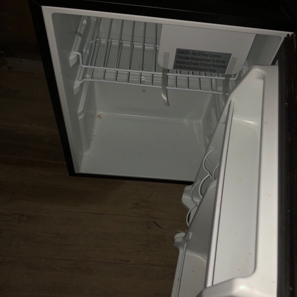 Mini Fridge - Picture 2 of 2